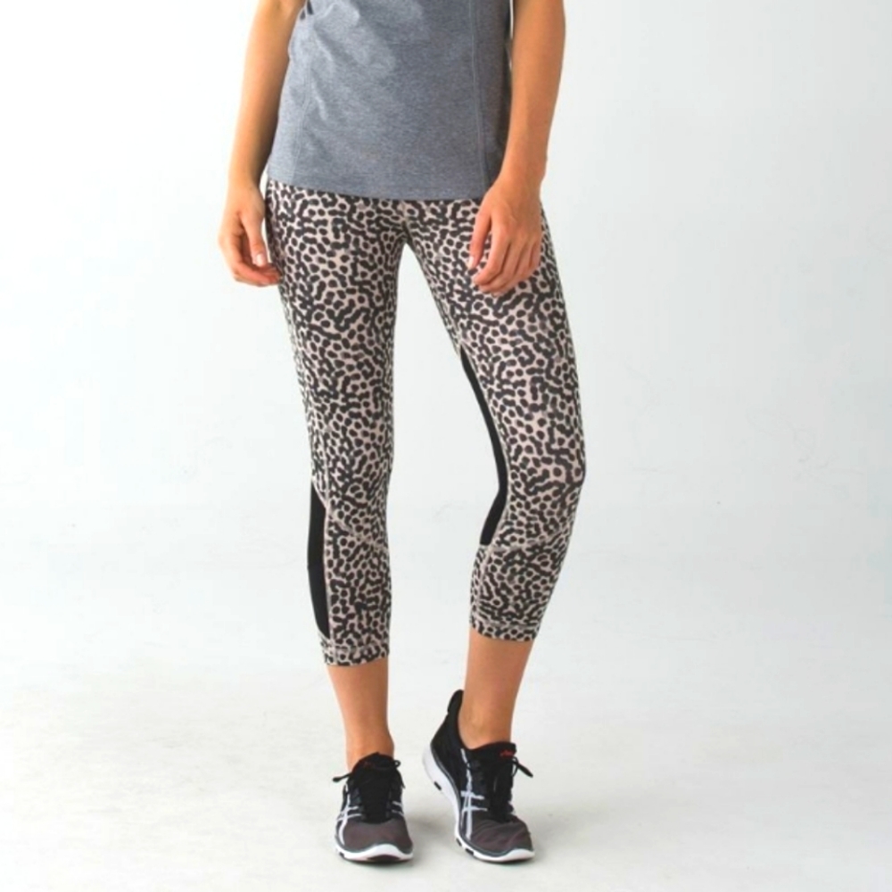 Lululemon crops